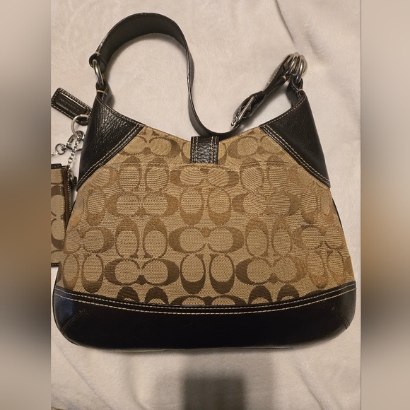 Coach Brown Signature Shoulder Bag With Leather Trim And Matching Card Holder - Picture 10 of 14